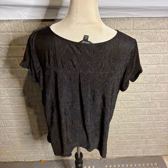 Vera Wang Black Textured Ribbed Short Sleeve Top Womens M - Picture 3 of 4